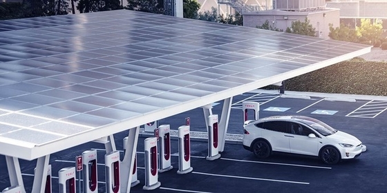 Giá tốt. Hệ thống lắp đặt pv năng lượng mặt trời bằng thép không gỉ mạ kẽm nhúng nóng Giá đỡ năng lượng mặt trời bãi đậu xe trực tuyến