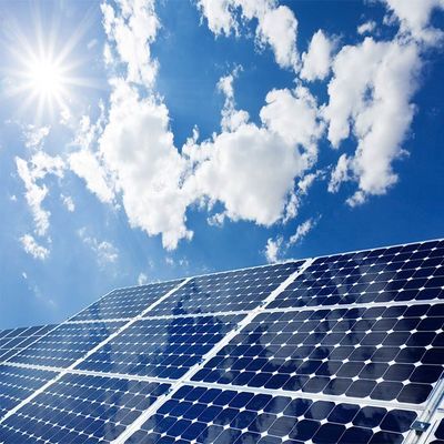 Tốc độ gió 60m / S Khu vực mở Hệ thống PV năng lượng mặt trời gắn trên mặt đất