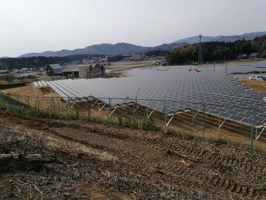 Mạ kẽm Q235B Q345B Hệ thống lắp đặt mặt đất năng lượng mặt trời Giá đỡ năng lượng mặt trời kết cấu năng lượng mặt trời